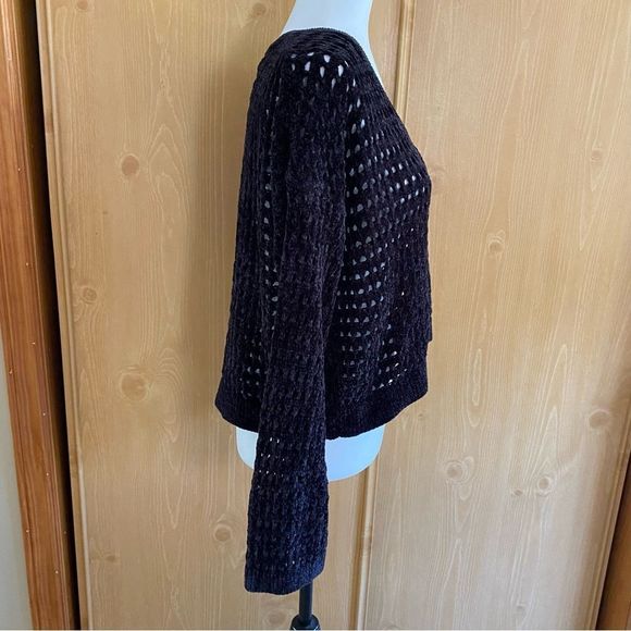 Express • Chenille Chunky Open Knit Vneck Sweater in Black - Picture 7 of 12